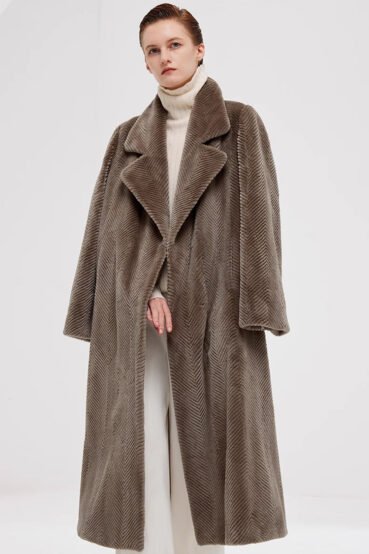 heavy craft original design mink fur coat for women — imported full pelt, elegant & fashion forward, 2025 new collection