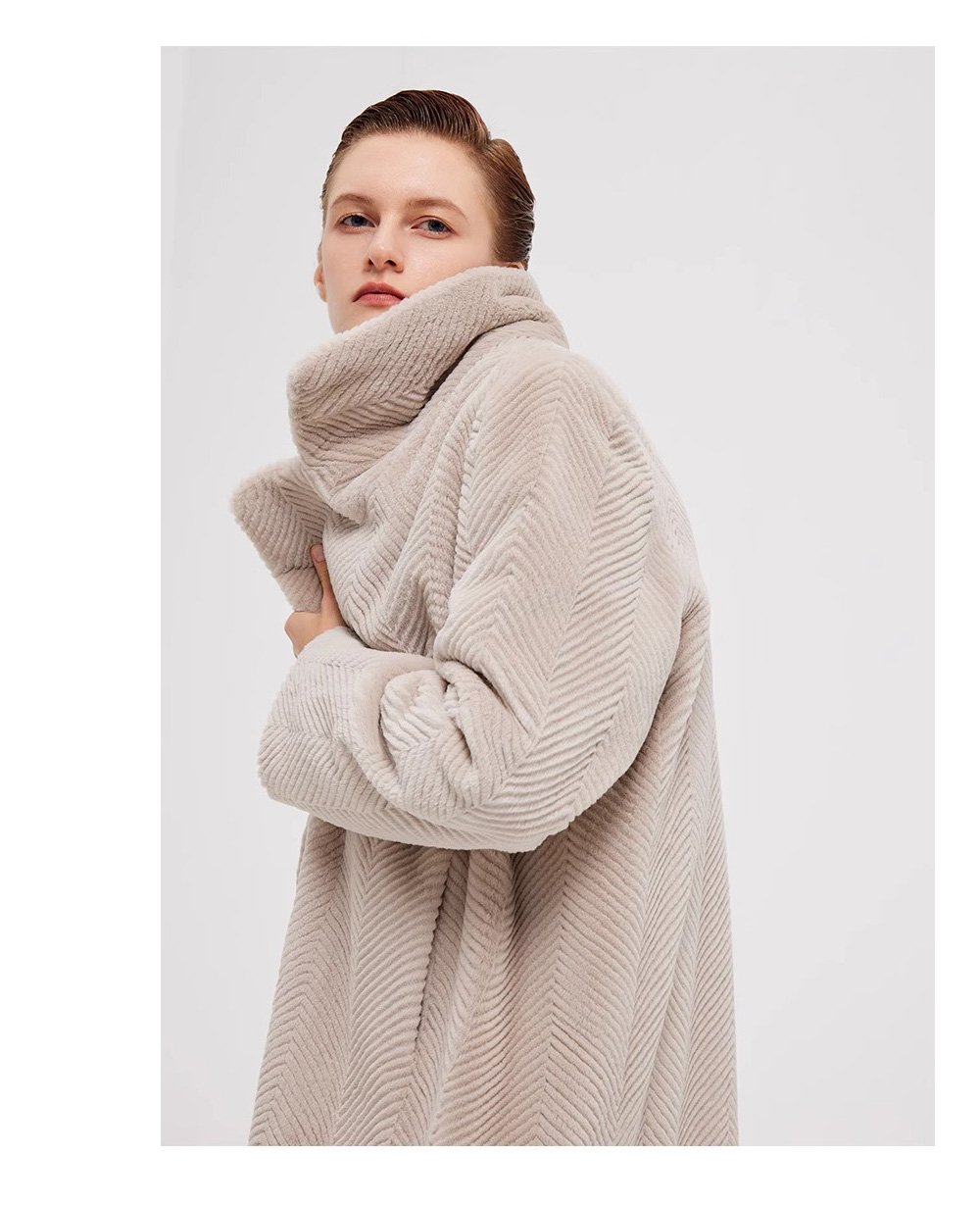 heavy craft original design mink fur coat for women — imported full pelt, elegant & fashion forward, 2025 new collection