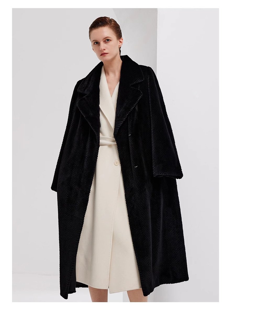 heavy craft original design mink fur coat for women — imported full pelt, elegant & fashion forward, 2025 new collection