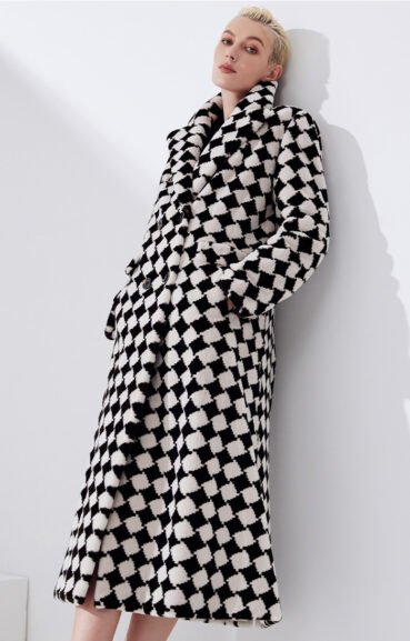 2025 luxury mink fur coat for women – classic checkered pattern