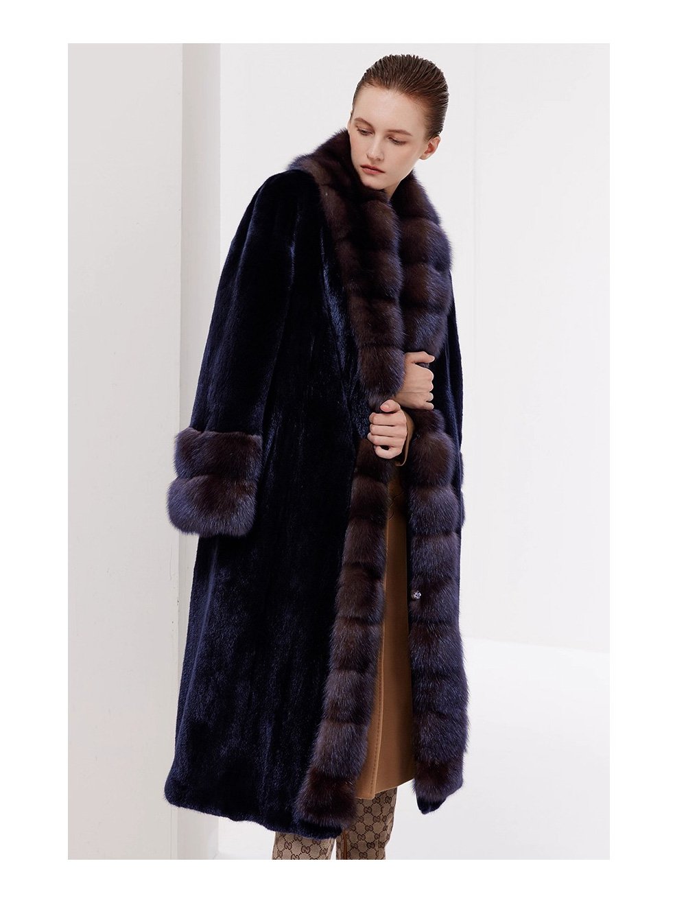 original velvet mink fur coat for women – full pelt design, new winter collection
