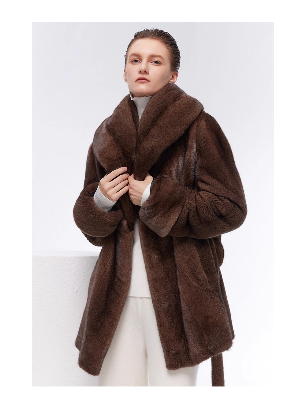 original vintage tone mink fur coat for women — imported full pelt design, fashionable & youthful new arrival