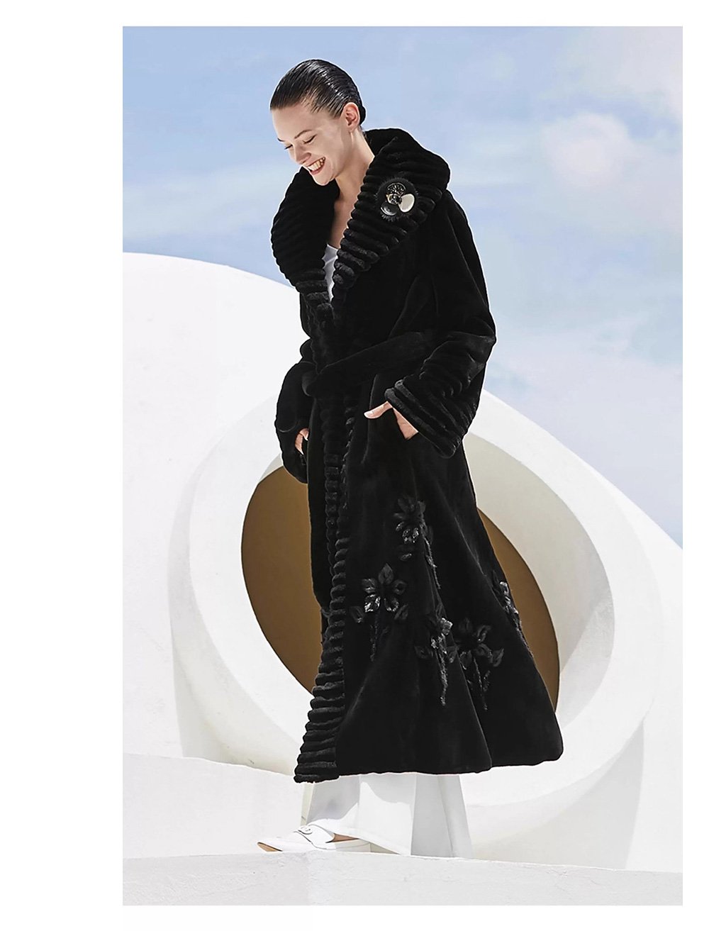 velvet mink fur coat for women — full pelt design with floral inlay, classic black, new arrival