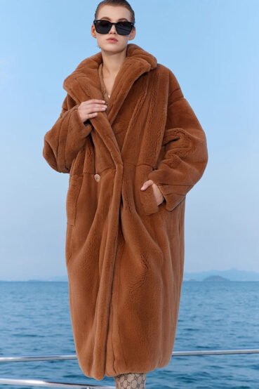 original imported mink fur coat for women — fashion teddy style, full pelt design, 2025 new winter collection