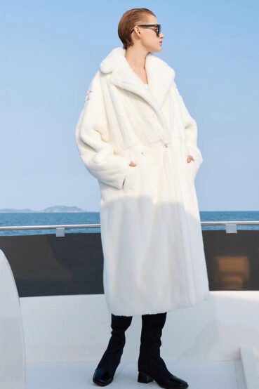original imported mink fur coat for women — fashion teddy style, full pelt design, 2025 new winter collection